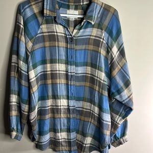 American eagle button down shirt